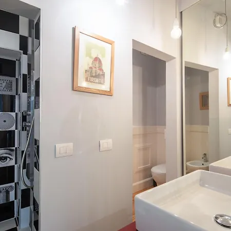 Modern In Daire Floransa