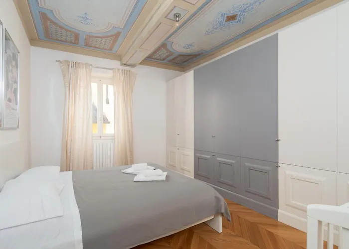 Modern 2br In Santa Maria Novella *